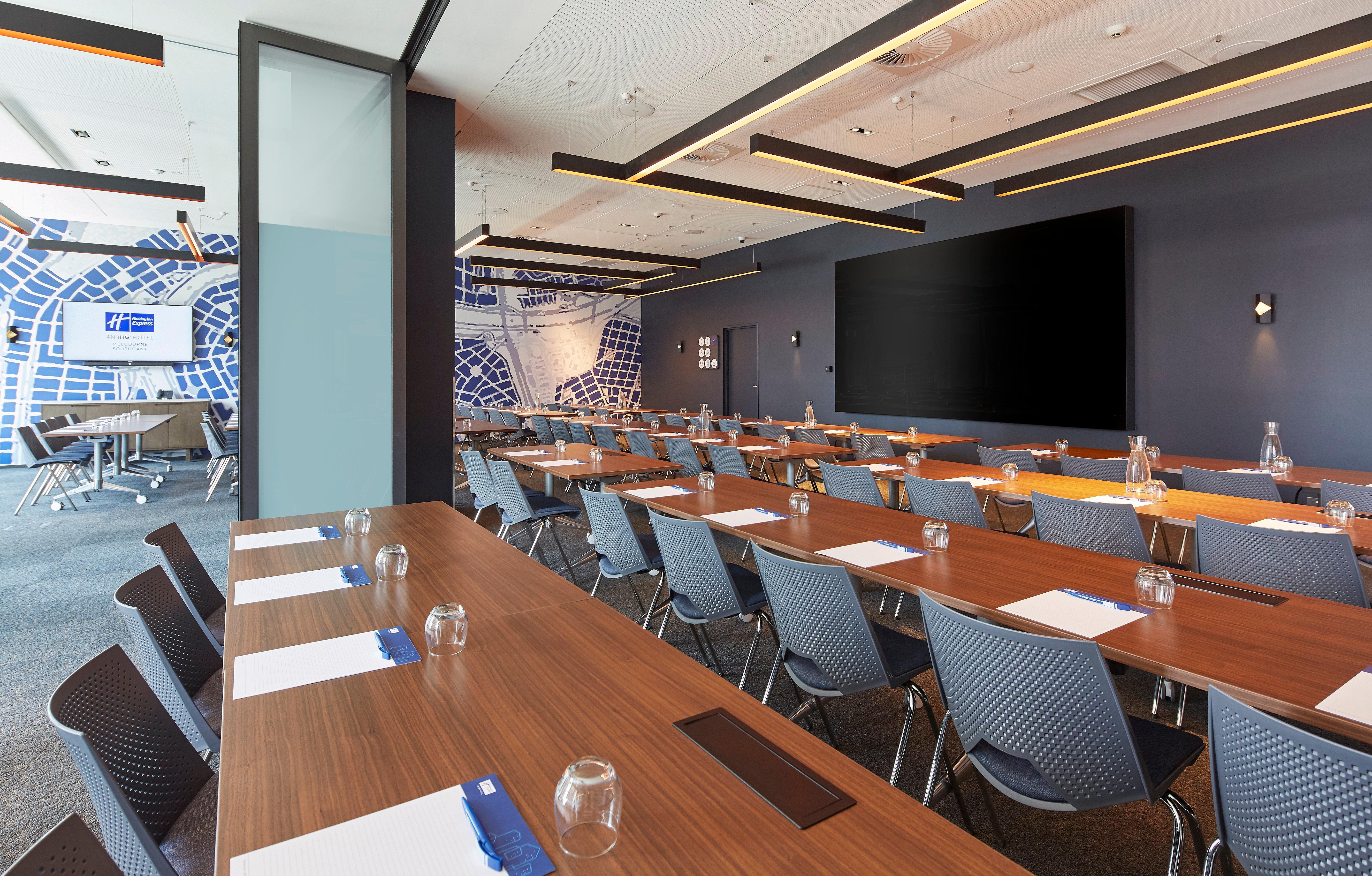 Holiday Inn Express Melbourne Southbank By Ihg Exterior photo